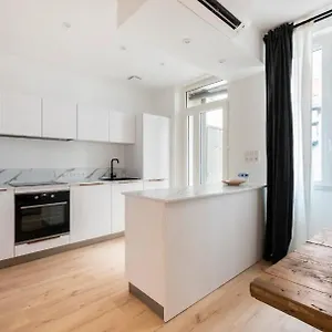 {st Fee Sur Les Toits} * Plein Centre * Clim Appartement Marseille